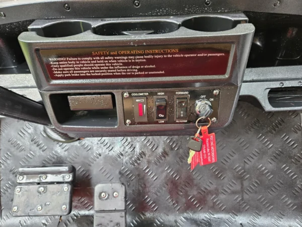 2016 RED 4 SEAT STAR GOLF CART - Image 6